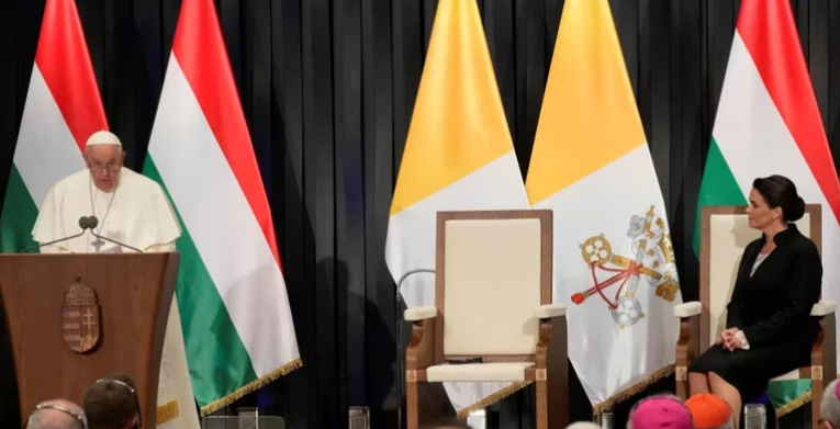 En Hungría, el papa Francisco exigió a Europa ocuparse de la crisis migratoria “sin excusas ni dilaciones”