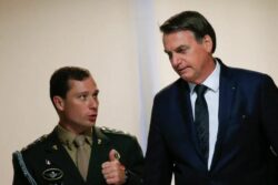 La Policía brasileña allana la casa de Jair Bolsonaro en una causa por datos falsos sobre vacunas contra el COVID