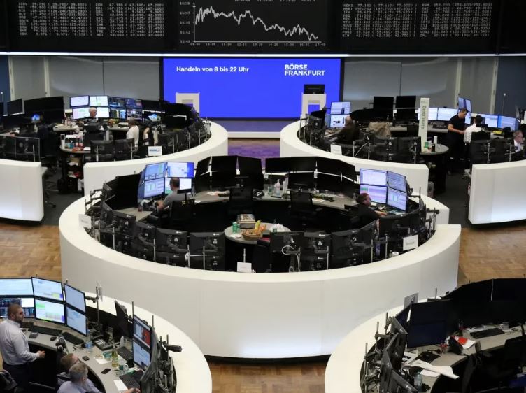 Fuerte caída de las bolsas en todo el mundo ante la preocupación por la deuda de Estados Unidos