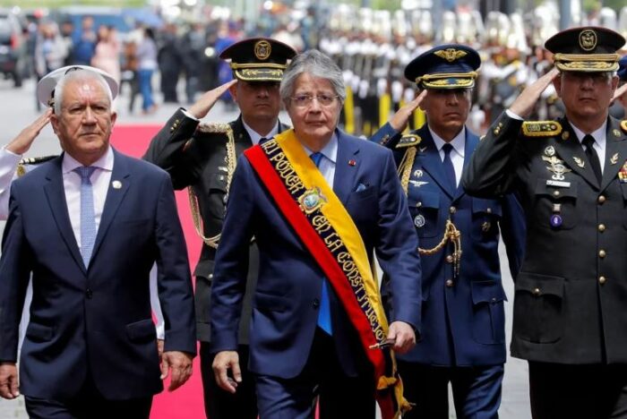 Ecuador: el partido de Guillermo Lasso insiste en que se presente a la reelección