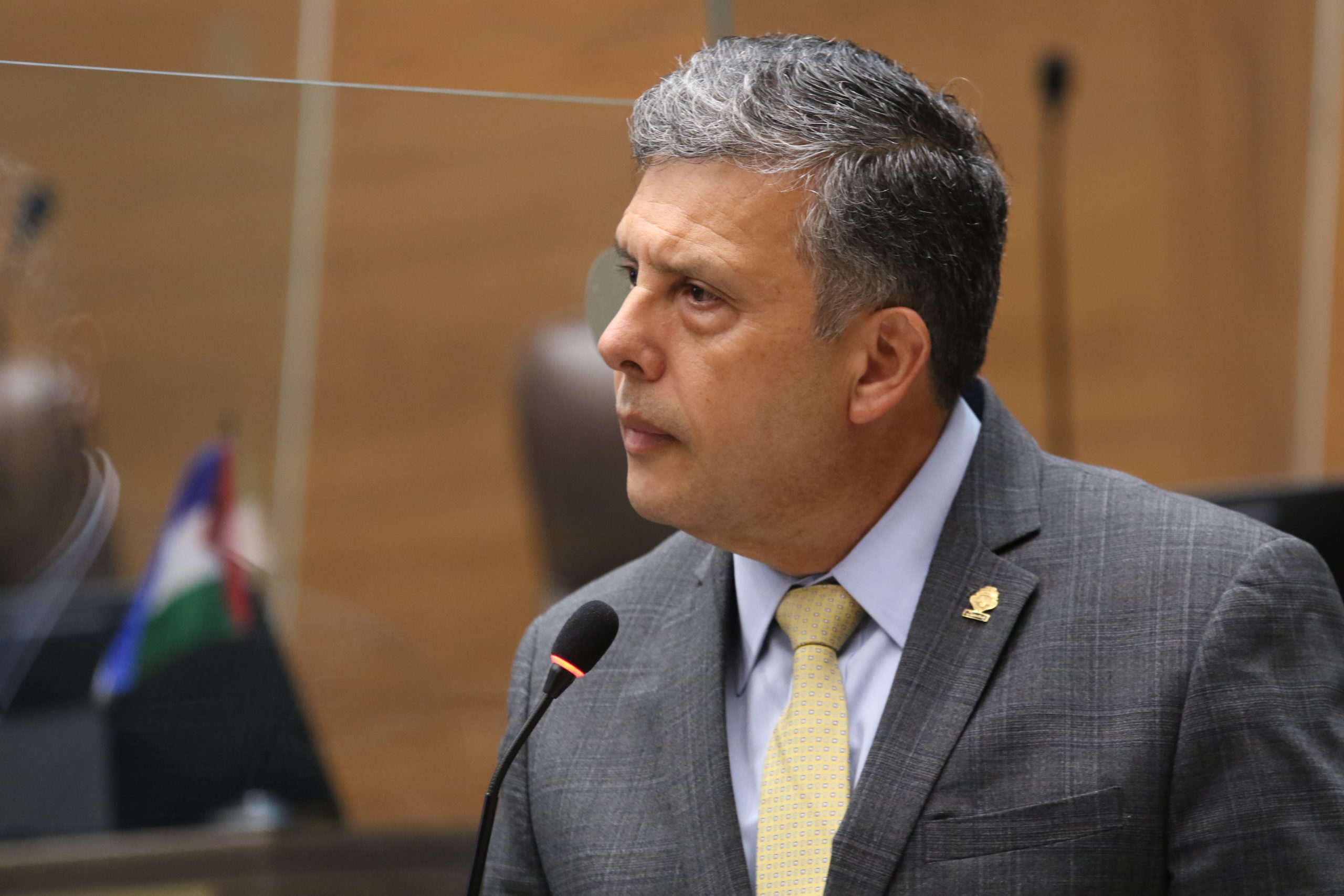 Jefe del PLN pedirá apoyo al partido para que diputada Carolina Delgado retire mociones a plan contra crimen organizado
