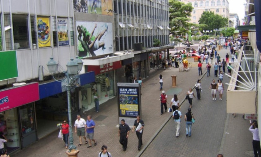 MEIC: 6 de cada 10 anuncios publicitarios de redes sociales confunden al consumidor