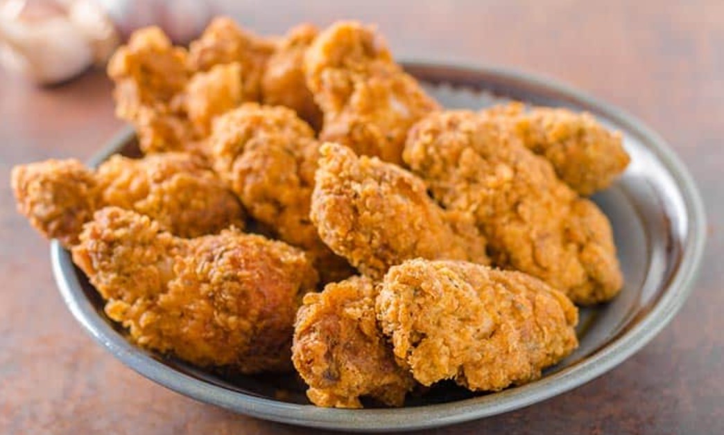 Pollo frito, comidas rápidas, emparedados y repostería aumentaron hasta 12% de precio en un año