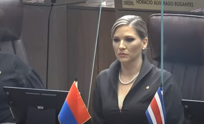 Asamblea define a María Marta Carballo del PUSC en Primera Secretaria del Congreso