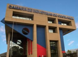 Industriales califican de ‘riesgoso’ que se modifique plan de jornadas 4/3