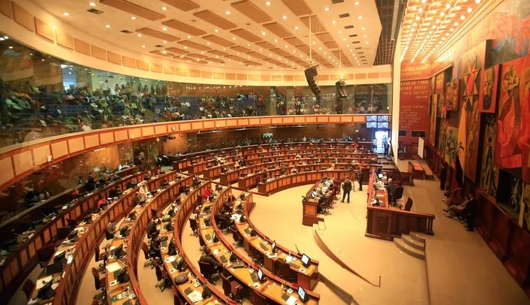 El Congreso de Ecuador habilitó el juicio político contra Guillermo Lasso