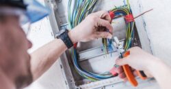 ARESEP recomienda verificar instalaciones eléctricas en hogares ante llegada de época lluviosa