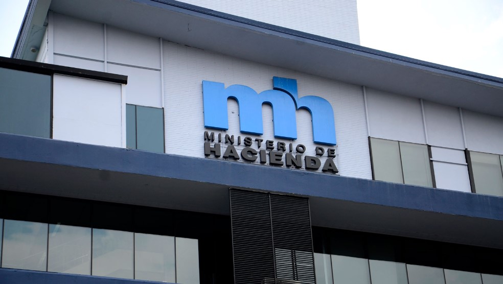 Hacienda aclara que plan de nueva Ley de impuesto sobre la renta no es un nuevo tributo: ‘Se trata de una renta global’