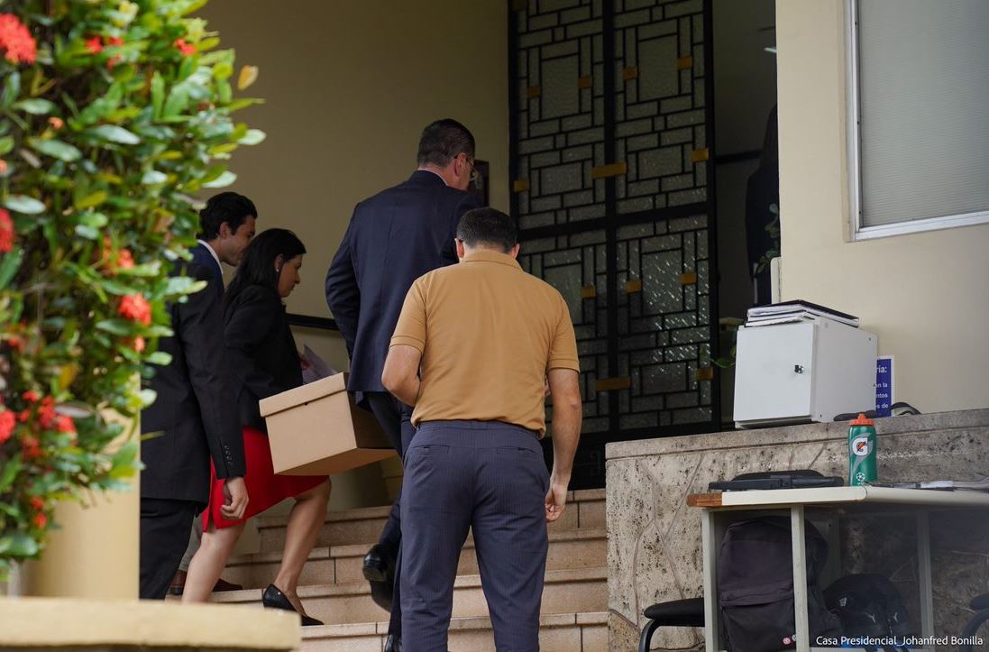 Exfiscales y exdirector del OIJ coinciden en que investigación sobre eventuales ‘despilfarros’ en la CCSS podría tardar