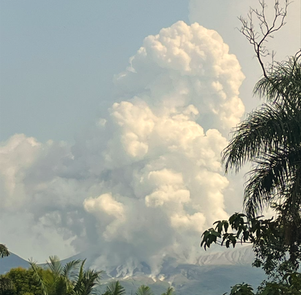 Alcalde de Liberia llama a distritos bajo alerta por volcán Rincón de la Vieja a contar con un botiquín