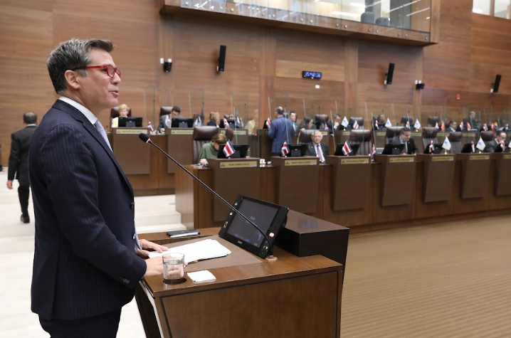 Ministro de Comex confirma ante diputados que modelo que posee CINDE es cada vez más costoso