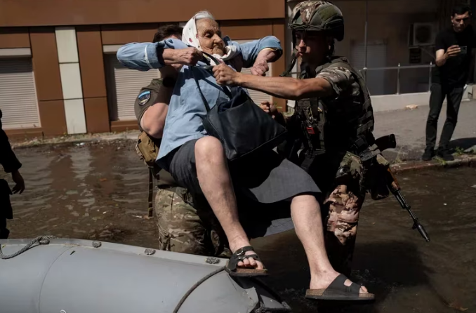 La ONU denunció que Rusia no permite el ingreso de ayuda humanitaria a la zona del colapso de la represa en Ucrania