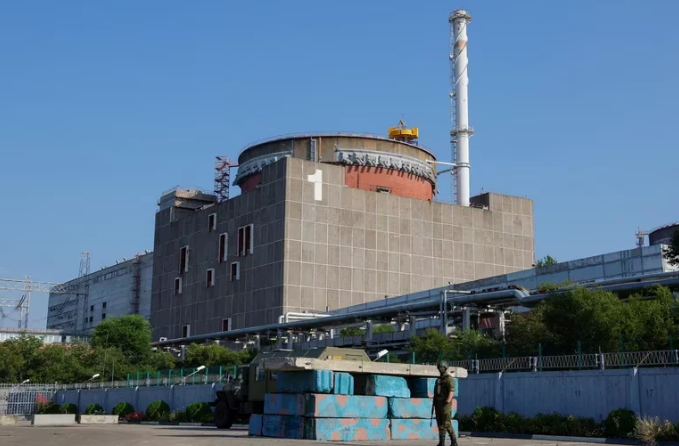 Presidente de Ucrania acusa a Rusia de preparar “un atentado terrorista” en una planta nuclear