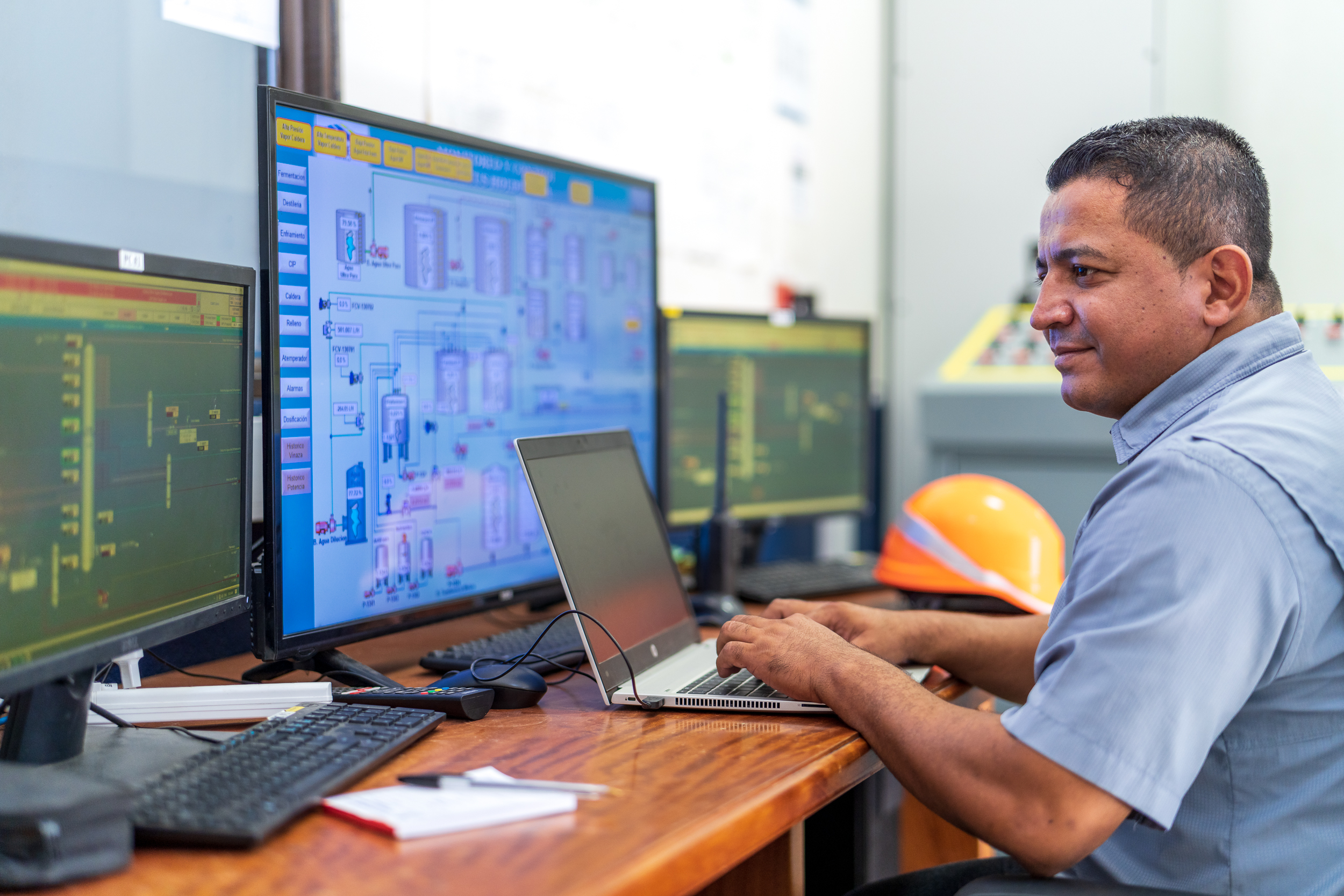 Más de 3500 costarricenses podrán acreditar habilidades de alta demanda laboral en dos plataformas digitales