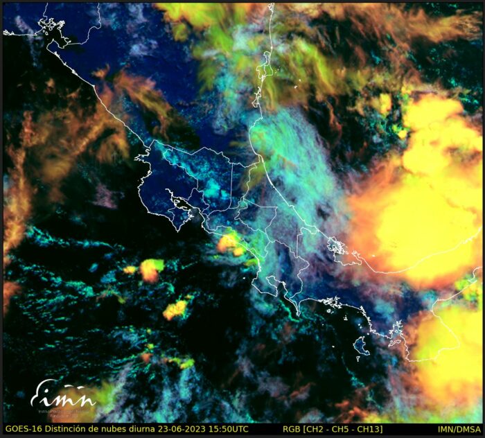 Onda Tropical No. 12 transitará el país este sábado y reforzará la presencia de lluvias