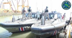 Policía de Colombia detuvo a tres costarricenses en una lancha con dos toneladas de droga