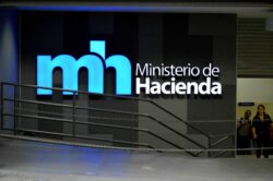Hacienda defiende resguardo de información y descarta ser vulnerable a ciberataques