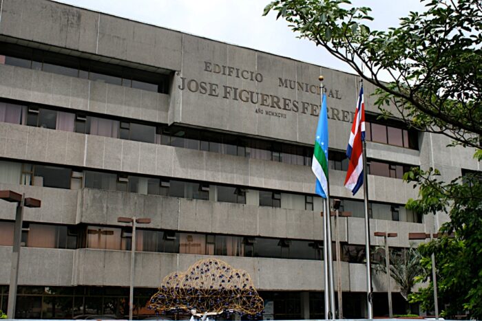 Nuevo reglamento en Municipalidad de San José permitirá establecer hoja de ruta para mejorar aceras e infraestructura peatonal