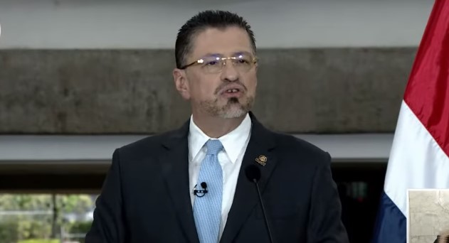 Presidente Rodrigo Chaves lamenta ‘violencia política’ en el país y prevé que aumente en los próximos meses