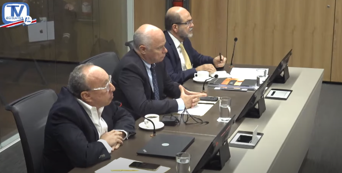 Leonel Baruch denuncia supuesta propuesta de Pilar Cisneros para afectar a La Nación: Diputada se defiende