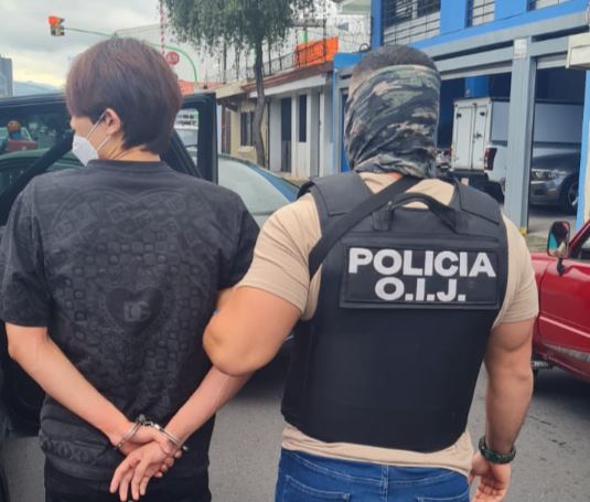 Fiscalía acusó al dueño de tiendas SyR por aparente privación de libertad a trabajadoras