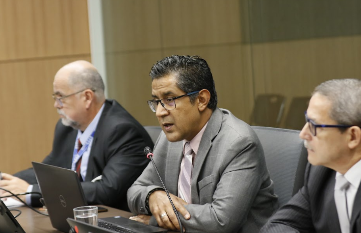 Jerarca de Hacienda estima que deuda pública cerrará el año en menos del 62,2% del PIB