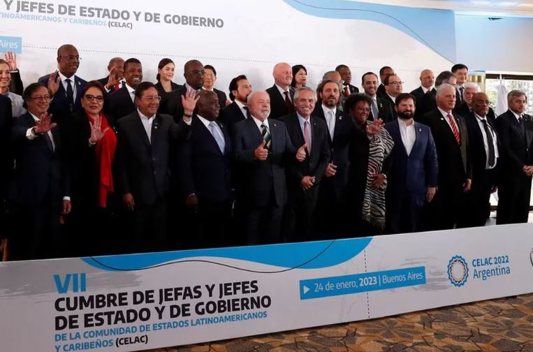 América Latina se muestra cercana a Rusia y evita a condenar la invasión a Ucrania en la próxima cumbre con la Unión Europea