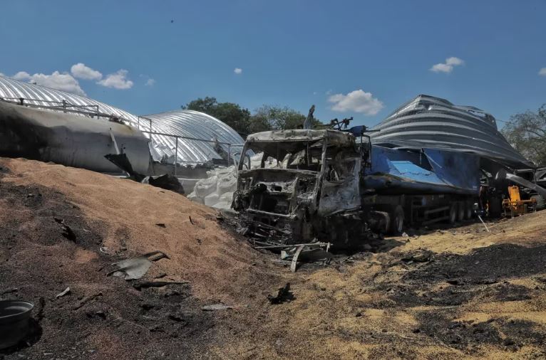 Rusia atacó el puerto del Danubio en Ucrania y destruyó un hangar de almacenamiento de cereales