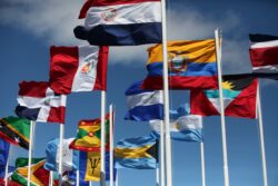 4 expresidentes ticos firman declaración que expresa ‘preocupación ante un incremento en los ataques a la libertad de expresión y prensa’ en la región