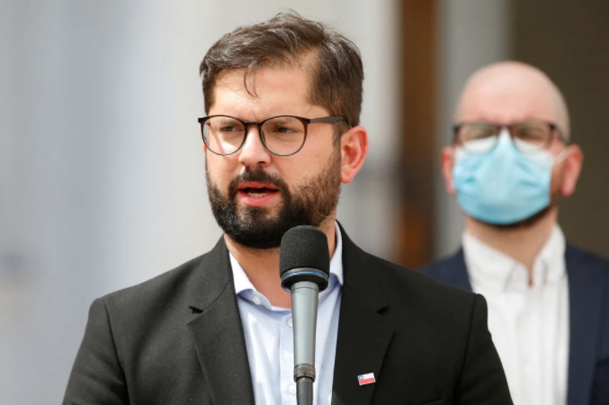 Gabriel Boric se distanció de las dictaduras y criticó a Rusia: “Hoy es Ucrania pero mañana podría ser cualquiera de nosotros”