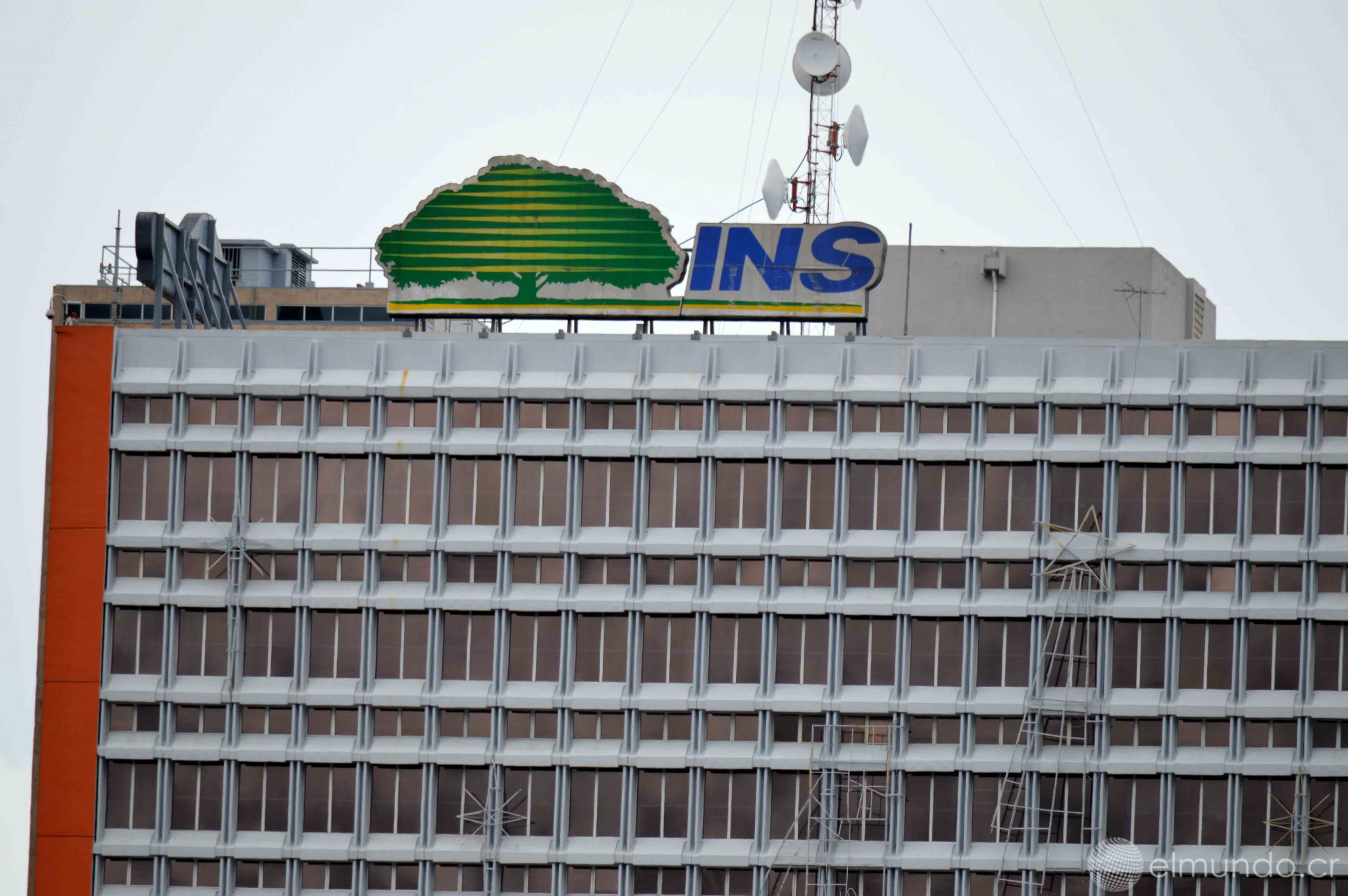 Seis funcionarios del INS detenidos por supuesto peculado con incapacidades quedaron suspendidos de sus cargos