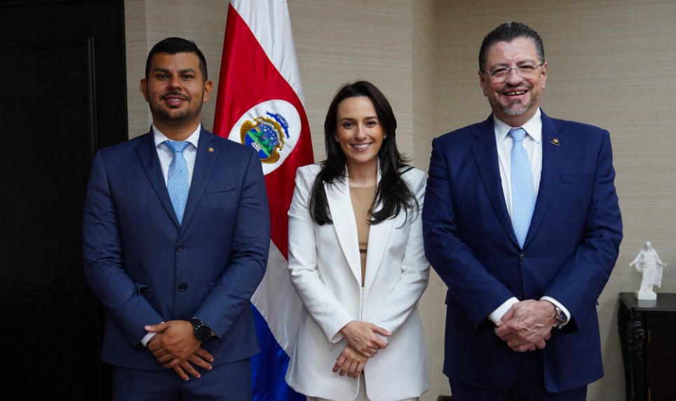 Presidente buscará concretar más reuniones individuales con diputados