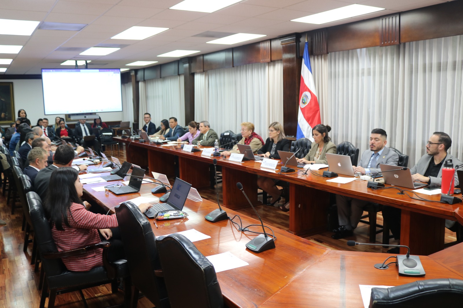 MEP sobre 1% adicional al FEES: “Monto asignado para este año supera por mucho la inflación actual”