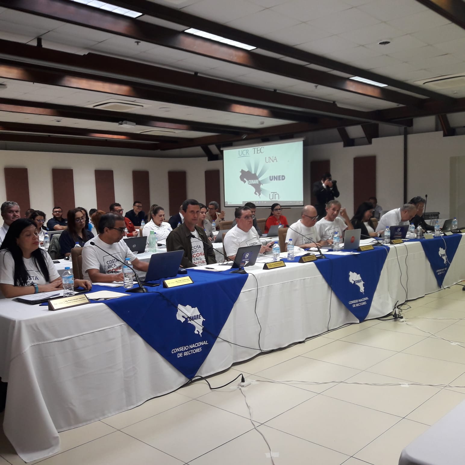 Rectores de universidades públicas plantearon tres escenarios para que Gobierno les ceda monto adicional al FEES