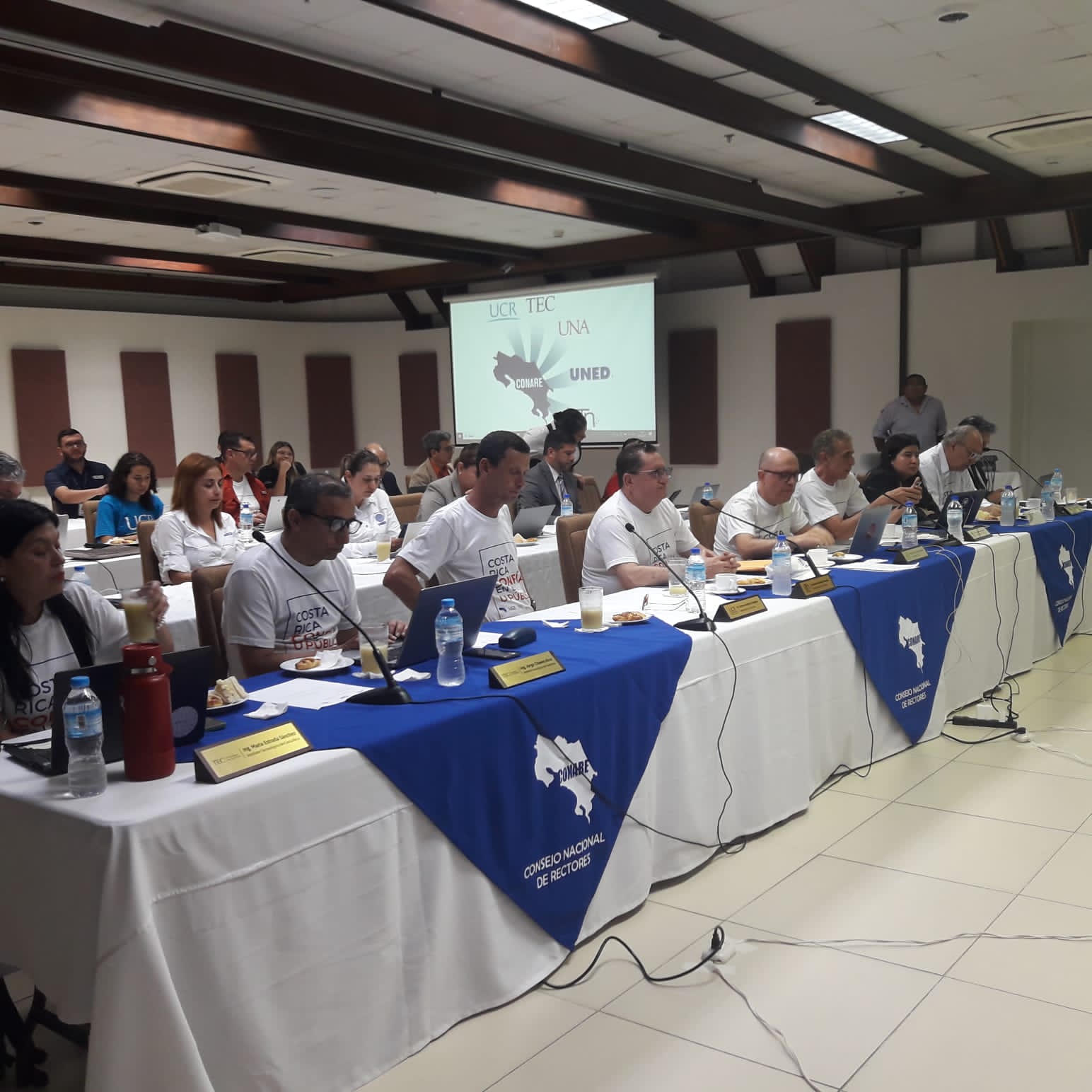 Rectores de universidades públicas califican como ‘insuficiente’ propuesta del Gobierno para que FEES 2024 crezca un 1%