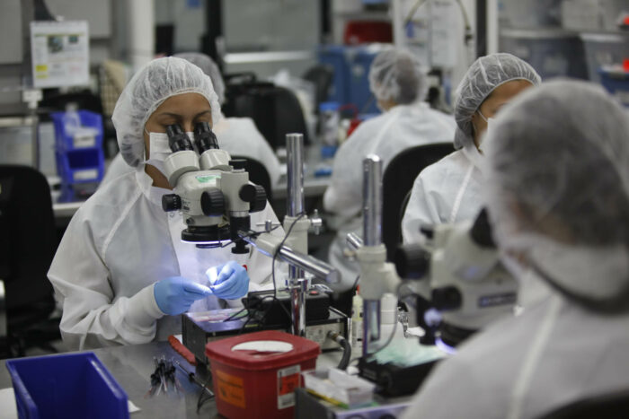 ¿Busca trabajo? Empresa de dispositivos médicos tendrá 500 plazas vacantes