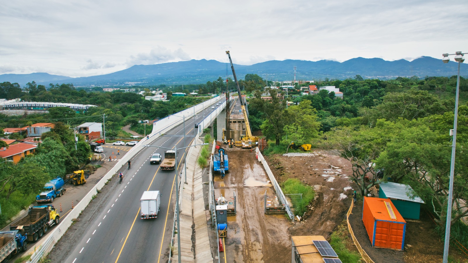 ¡Atención conductores! Desde este lunes se aplican cierres en rampa de retorno hacia Tibás sobre Ruta 32