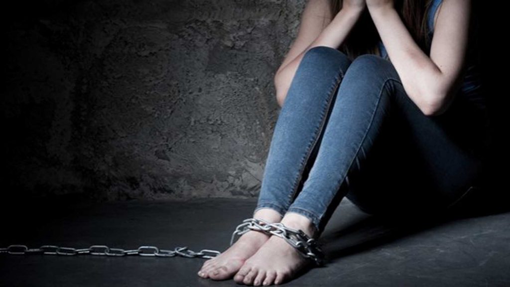 OIJ advierte que víctimas de trata con fines sexuales y migración ilegal pueden ser reclutadas por redes sociales