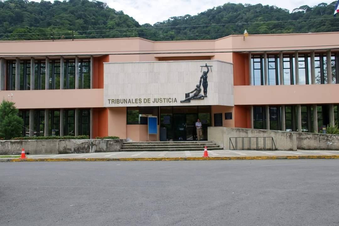 Detienen a fiscal de Golfito que habría solicitado pago de $5000 a empresario para eliminar evidencia de una causa judicial