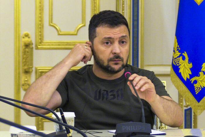 Zelenski no descarta recibir invitación para unirse a la OTAN antes de que acabe la guerra