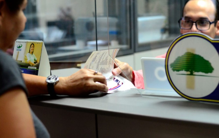 Comisión deberá elegir este miércoles entre dos propuestas para rebajar el marchamo 2024