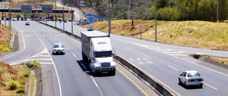 LANAMME: 41 de 43 puentes en Ruta 27 están en condición “regular” o “deficiente”