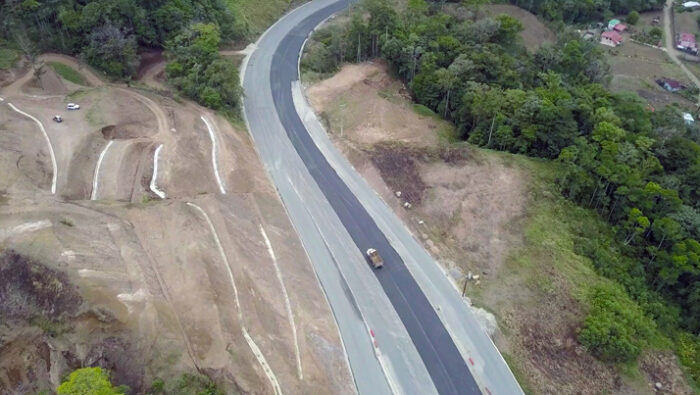 Presidente Chaves asegura que plan de Carretera a San Carlos cuenta con recursos y no tendrá obstáculos ambientales