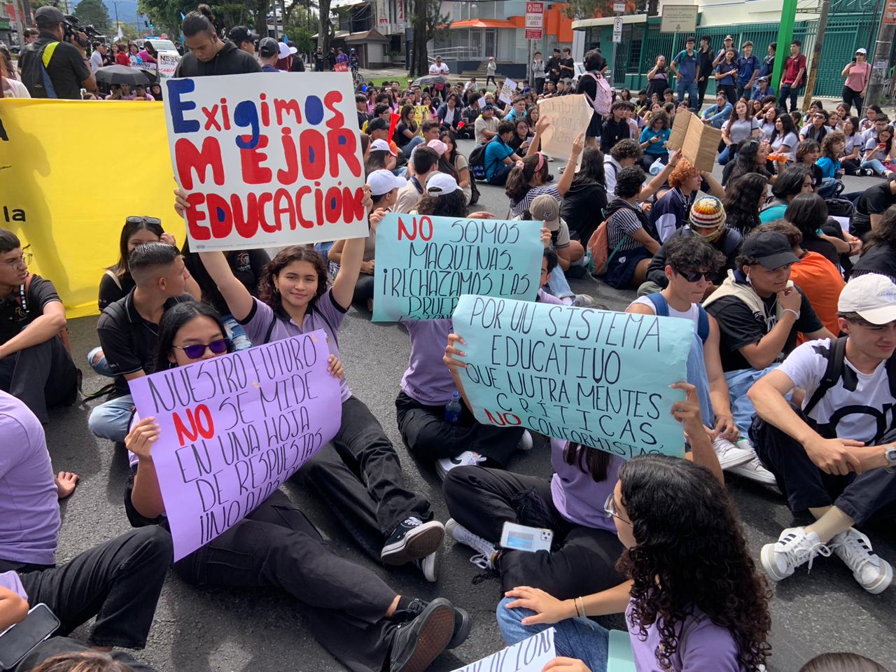 Estudiantes mantendrán movimientos pese a propuesta del MEP para modificar peso de pruebas estandarizadas en nota final