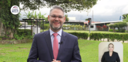 Ministro de Comunicación descarta participación en reuniones con esposa de empresario Leonel Baruch en Casa Presidencial