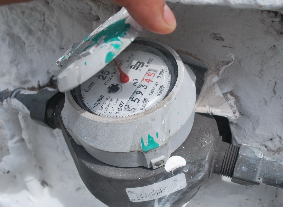 8 de cada 10 medidores del AyA están en mal estado o con su vida útil vencida