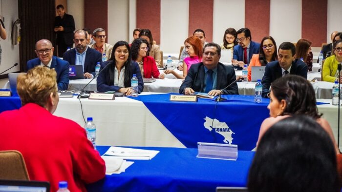 Gobierno y universidades públicas acuerdan ¢576 mil millones para el FEES 2024