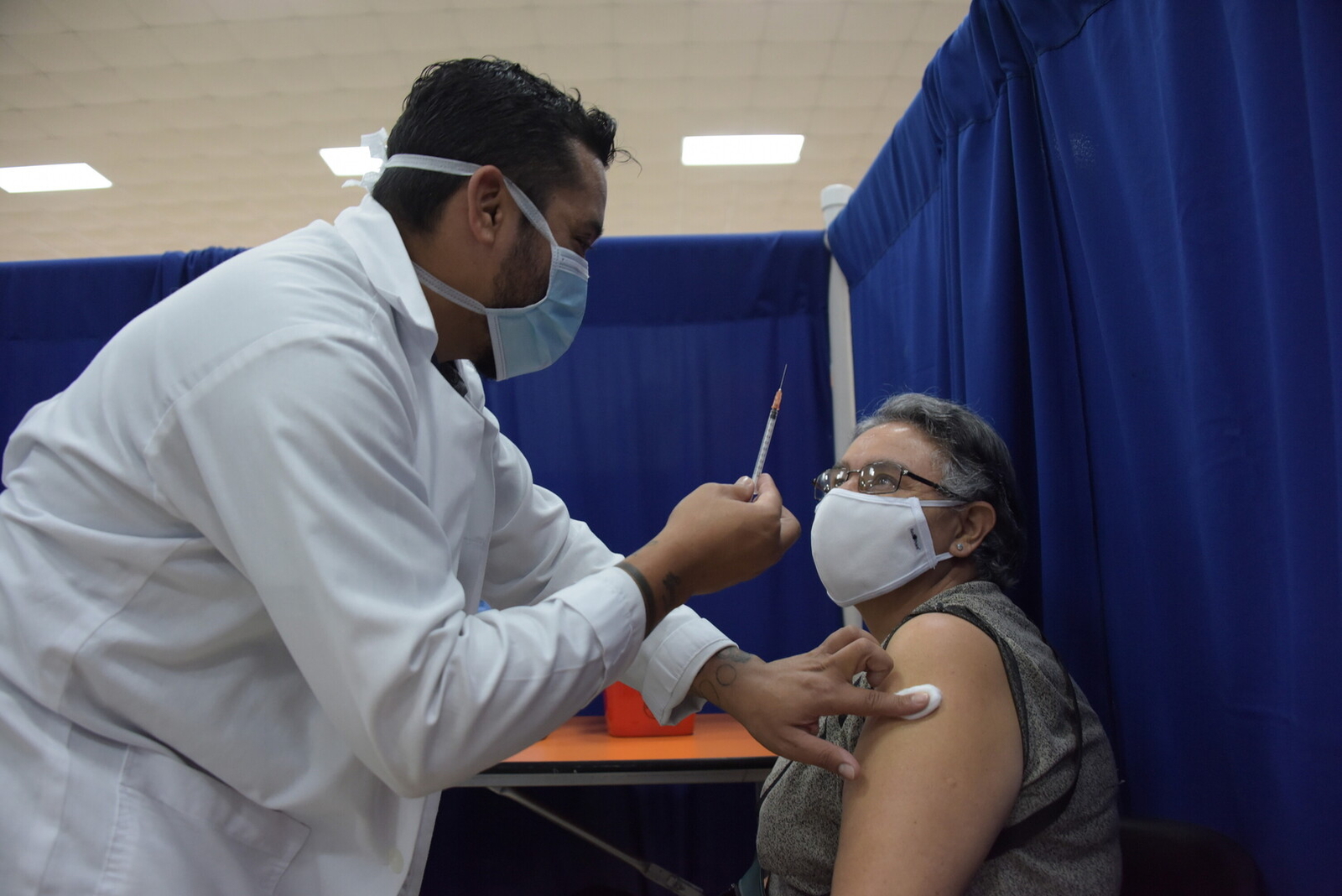 Salud registró aumento de más de 200% en casos de Covid-19 en una semana