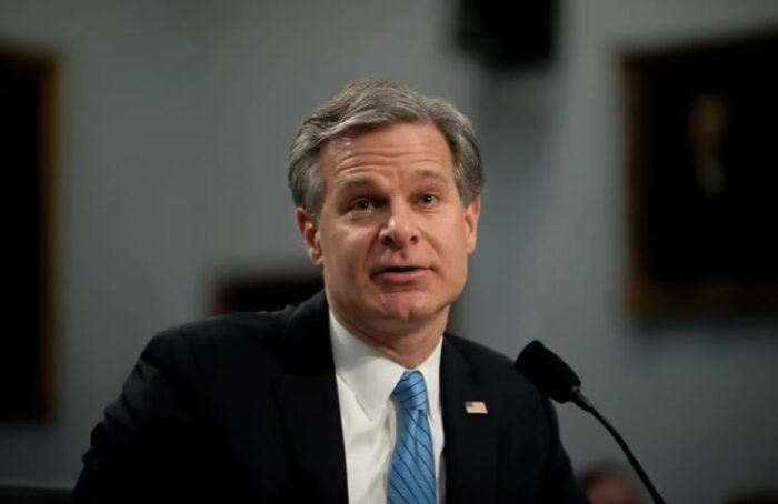El director del FBI alertó por la cantidad de espías rusos que operan en Estados Unidos