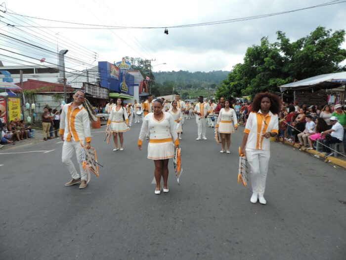 Limón celebra 202 años de vida independiente al ritmo de calypso